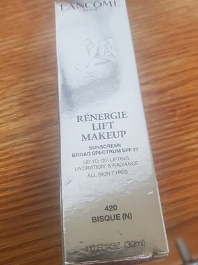 Lancome Renergie Lift Makeup Foundation 420 Bisque